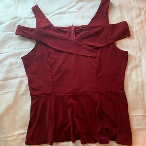 Chiciris maroon cold shoulder tank top